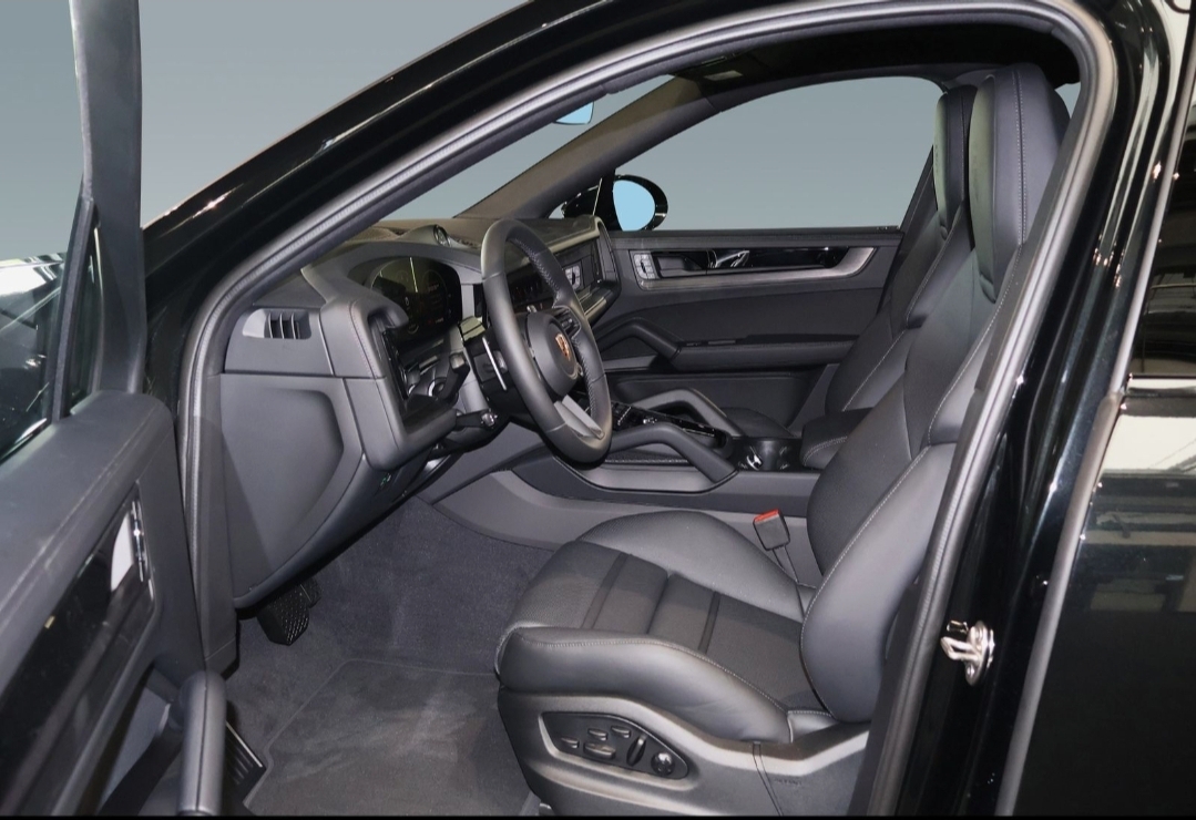 
								CAYENNE COUPE E-Hybrid full									