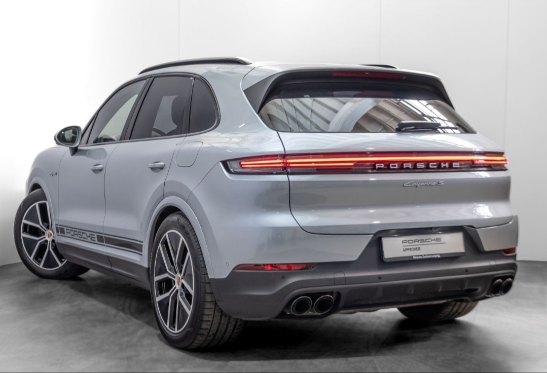 
								CAYENNE S E-Hybrid full									