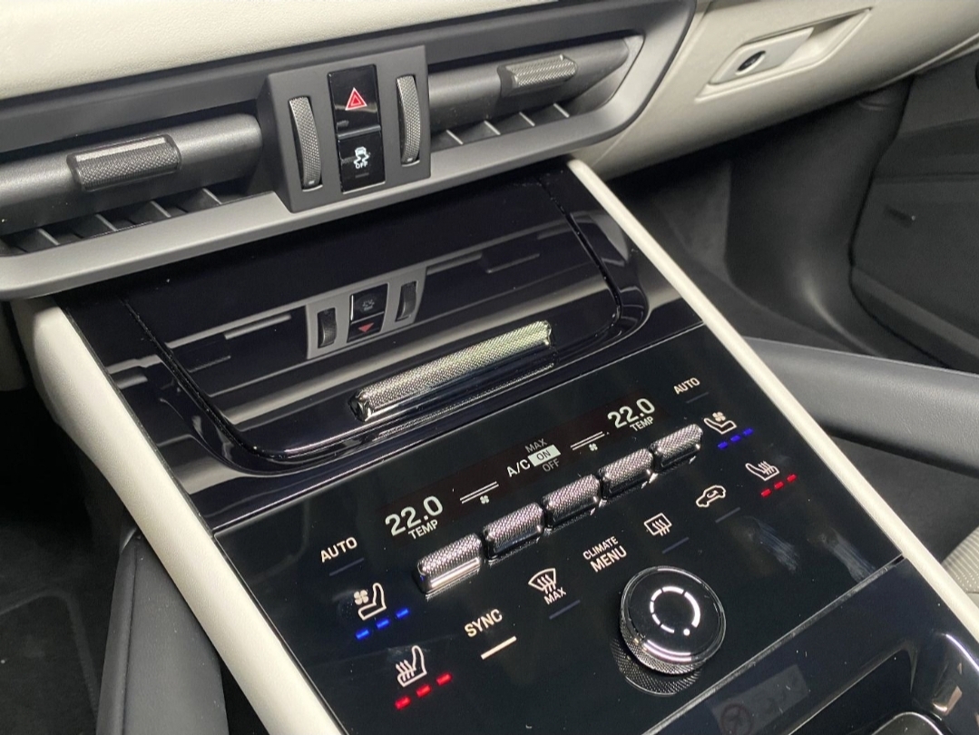 
								CAYENNE COUPE E-HYBRID BLACK EDITION full									