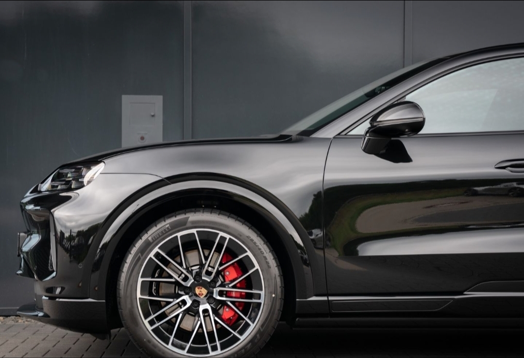 
								CAYENNE S COUPE ELECTRIC full									