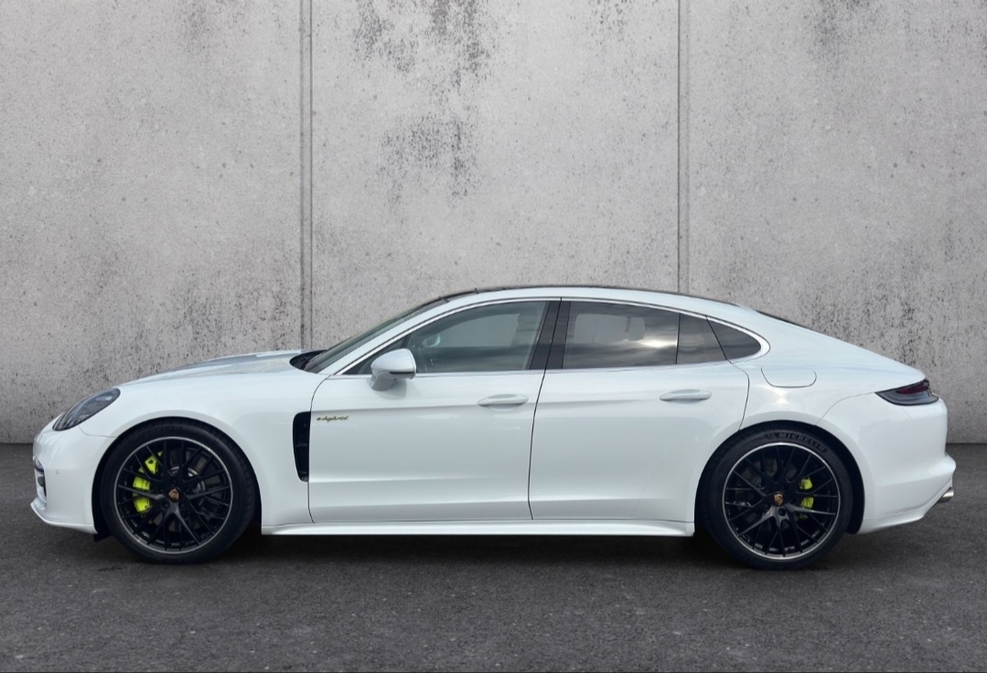 
								PANAMERA 4S E-Hybrid full									