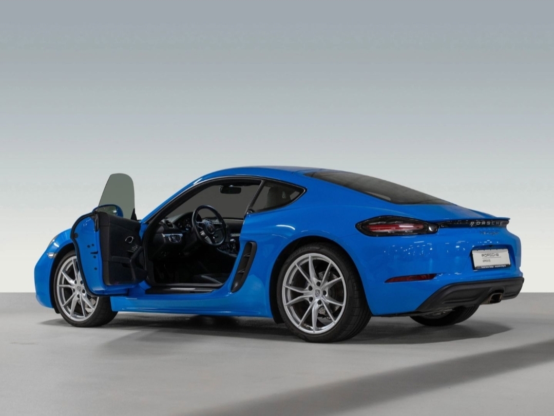 
								CAYMAN full									