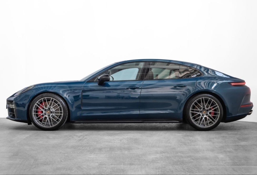 
								PANAMERA GTS full									
