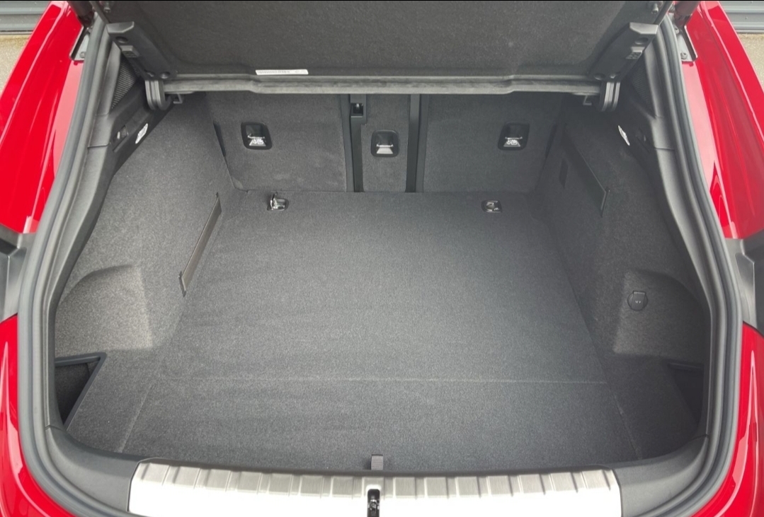 
								TAYCAN GTS SPORT TURISMO full									