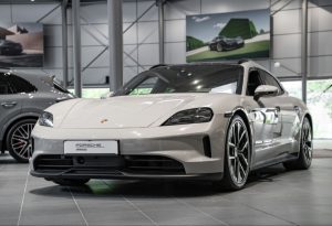 TAYCAN 4S SPORT TURISMO