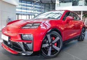 MACAN GTS ELECTRIC
