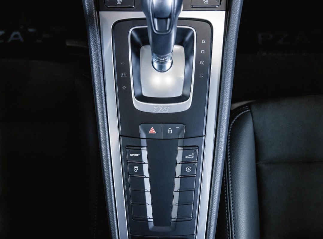 
								CAYMAN 718 PDK full									
