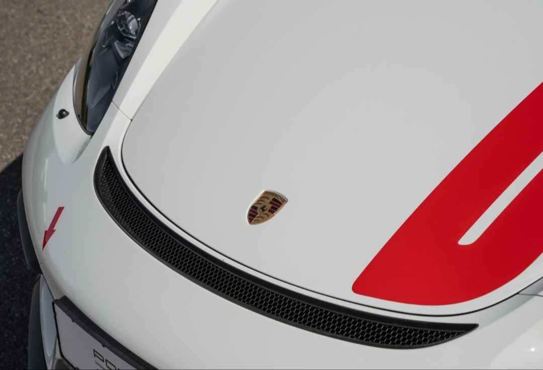 
								CAYMAN 718 GT4 full									