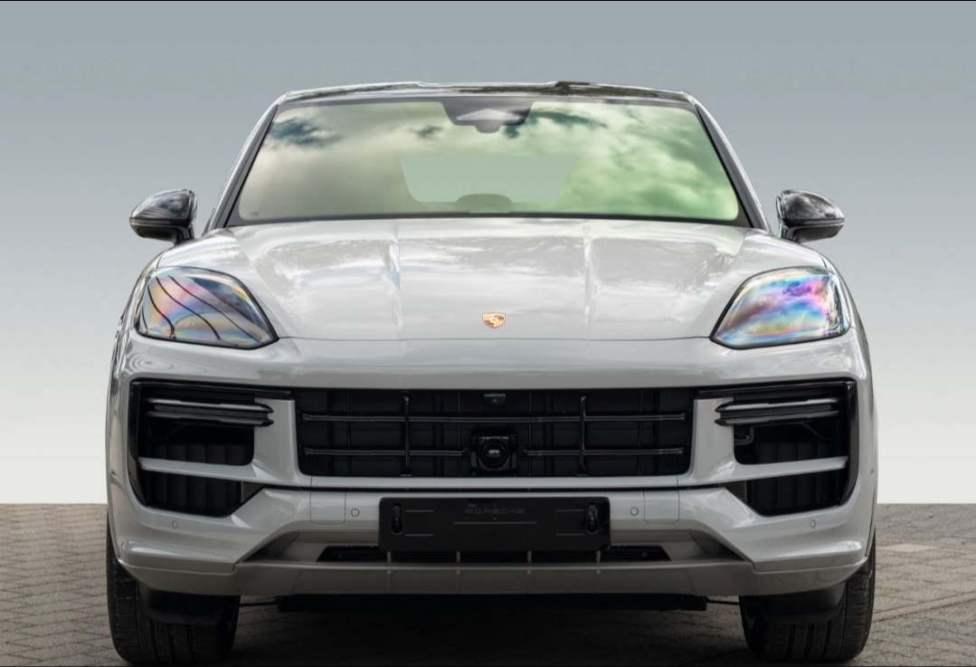 
								CAYENNE COUPE E-HYBRID TURBO full									