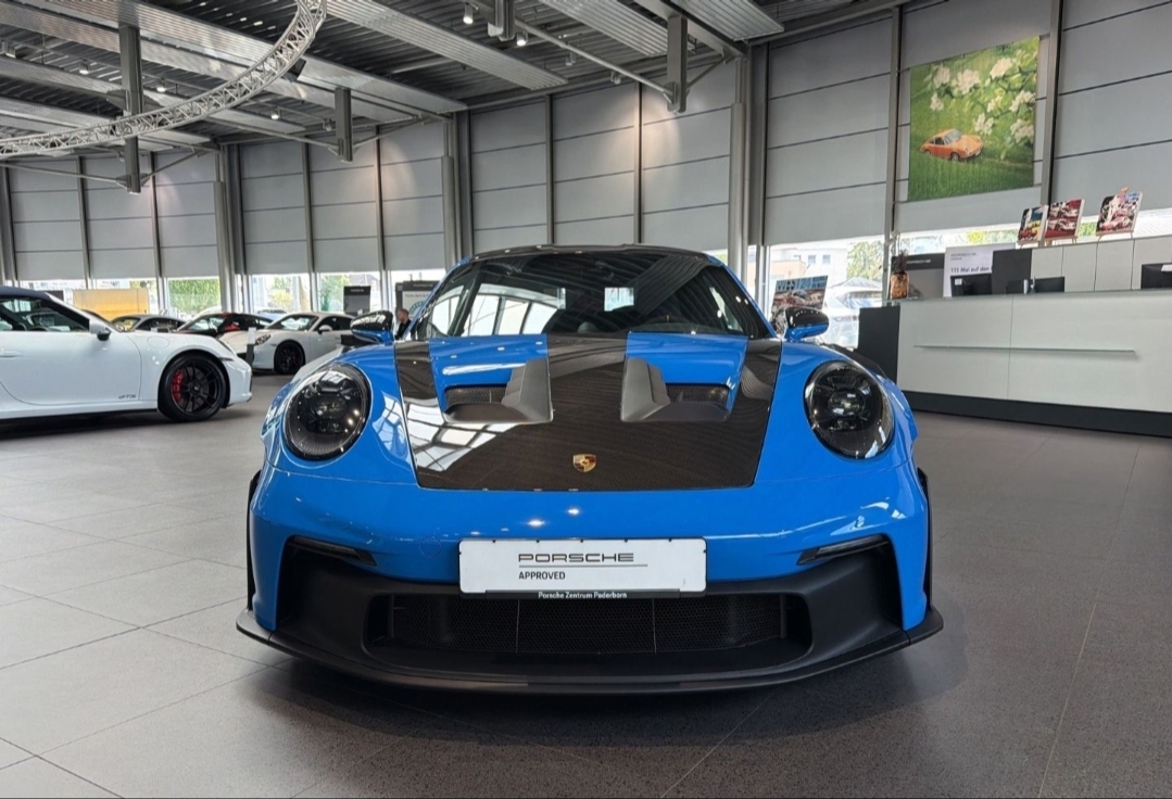
								992 GT3 RS full									
