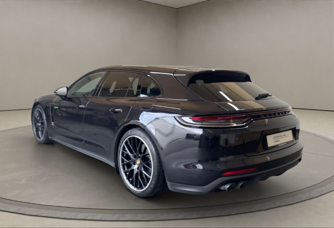 
								PANAMERA 4 E-Hybrid SPORT TURISMO full									