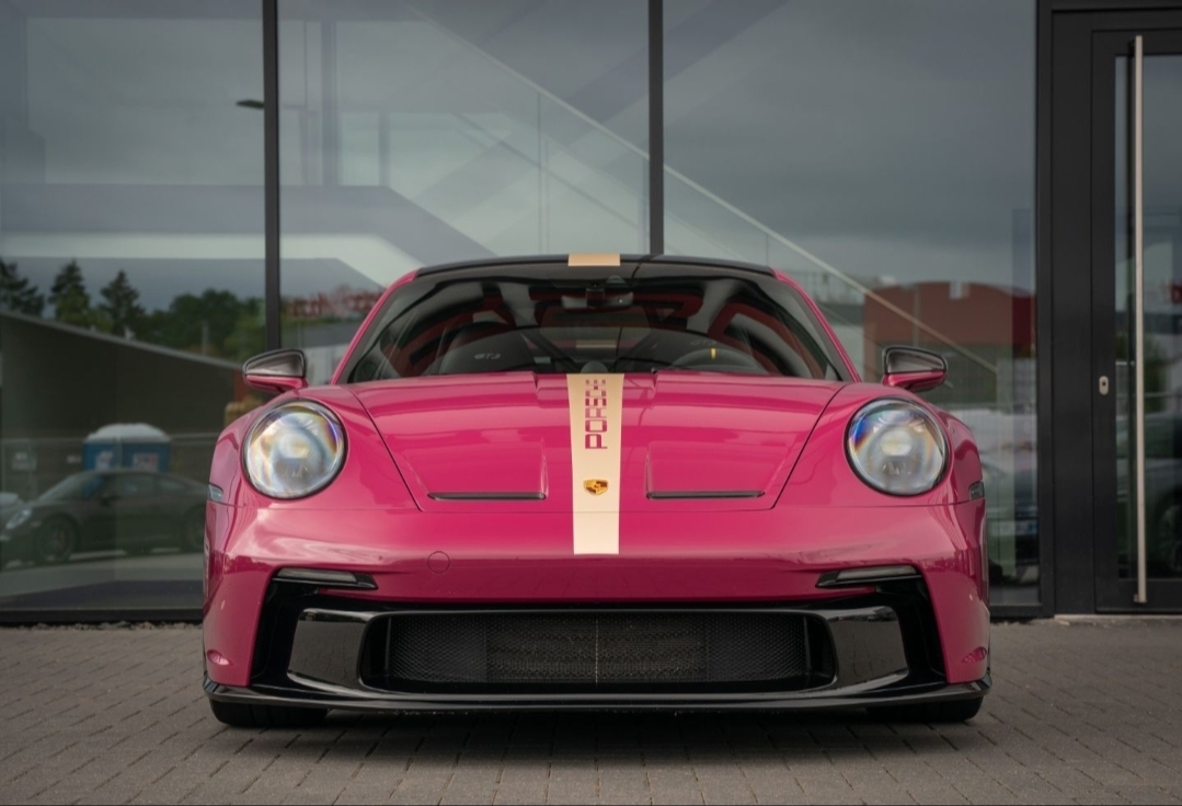 
								992  GT3 MANTHEY full									