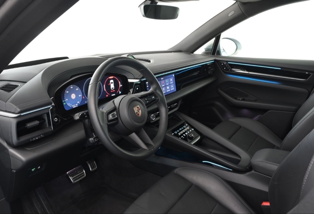 
								MACAN 4S ELECTRIC full									