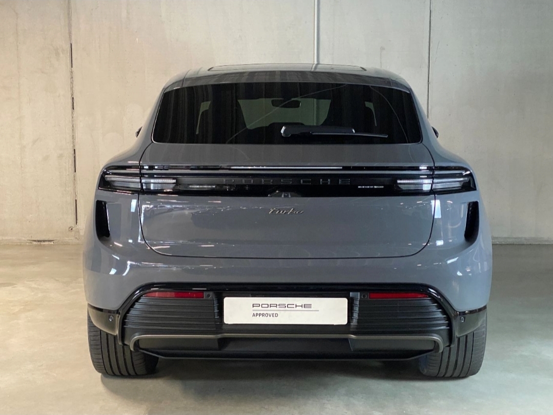 
								MACAN TURBO ELECTRIC full									