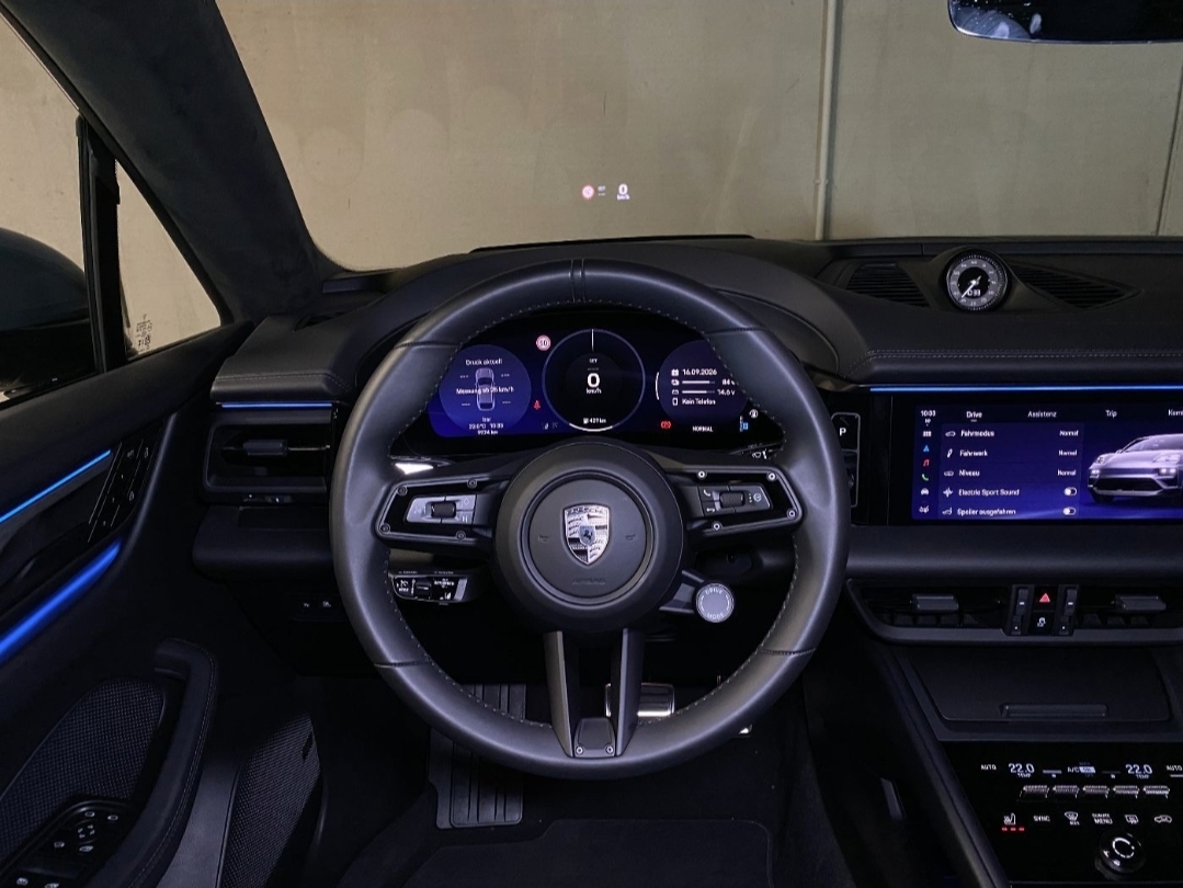 
								MACAN TURBO ELECTRIC full									