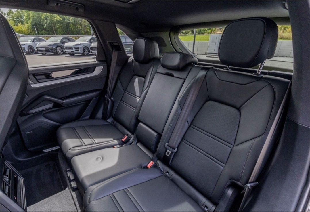 
								CAYENNE S E-Hybrid full									