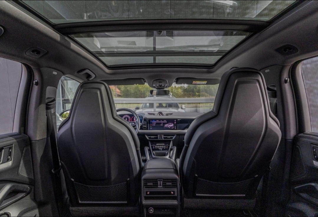 
								CAYENNE S E-Hybrid full									