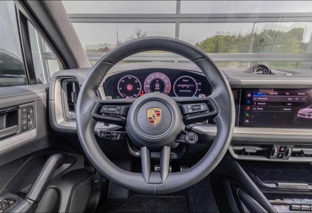 
								CAYENNE S E-Hybrid full									