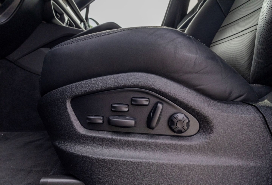 
								CAYENNE S E-Hybrid full									