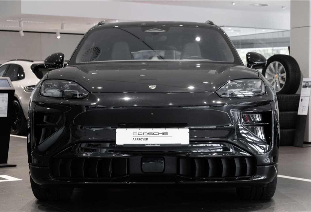
								CAYENNE TURBO ELECTRIC full									